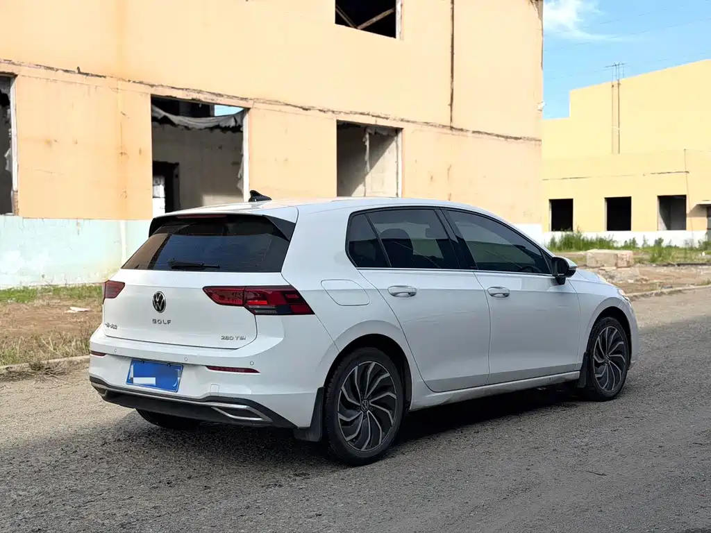 Volkswagen Golf 2022