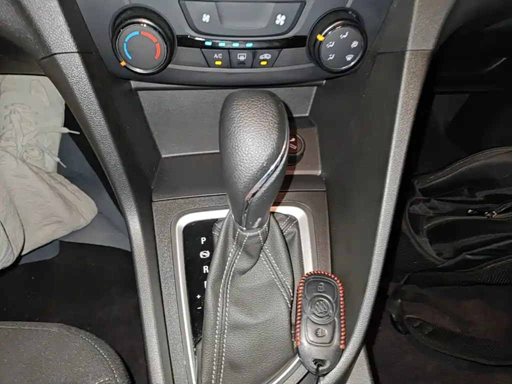 Buick Excelle GT 2021 — фото 14
