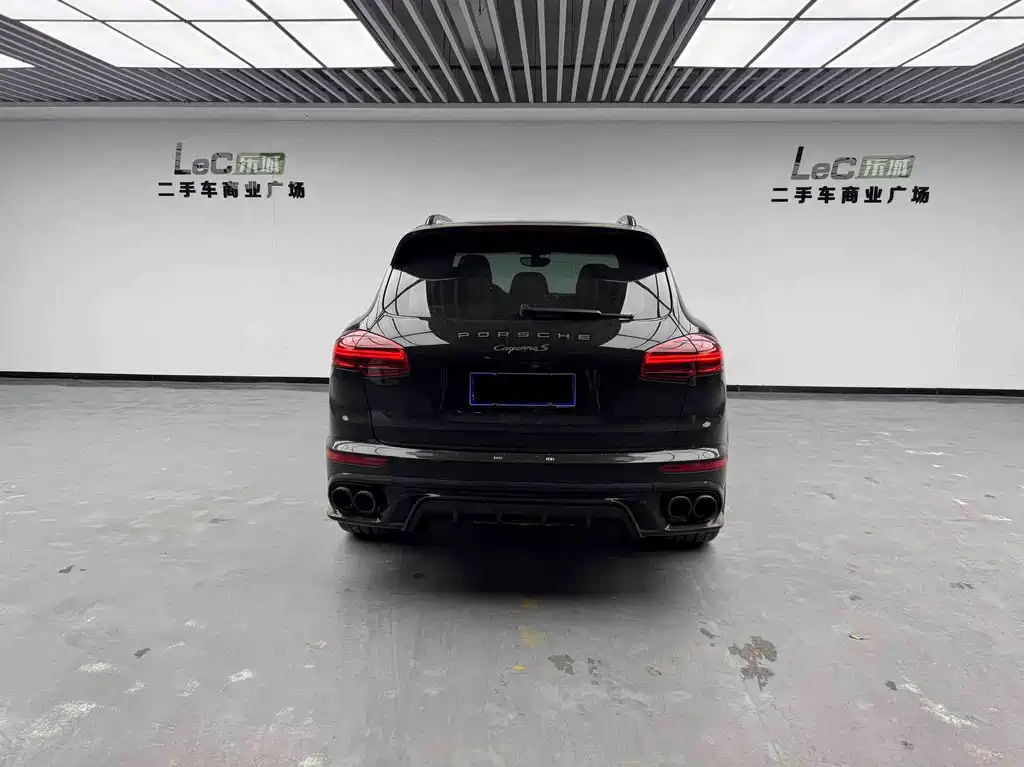 Porsche Cayenne 2017 — фото 5