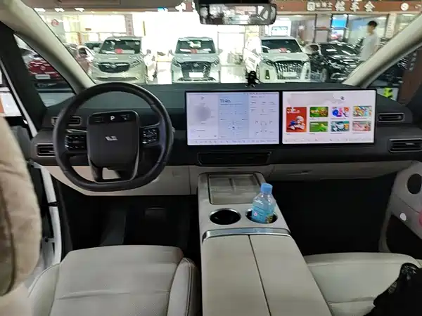 Li Auto MEGA 2024