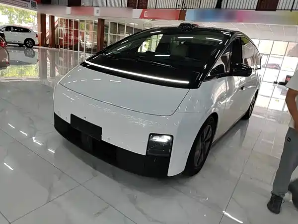 Li Auto MEGA 2024