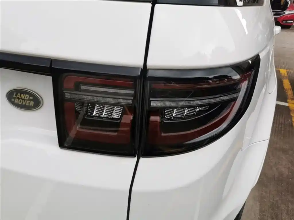 Land Rover Discovery Sport 2020 — фото 8