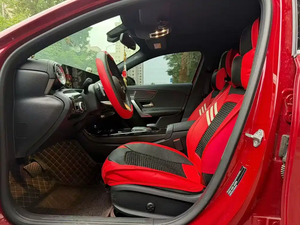Mercedes-Benz A-Class 2022 — фото 4