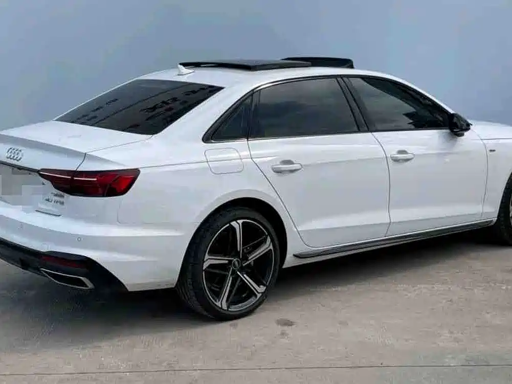 Audi A4L 2023