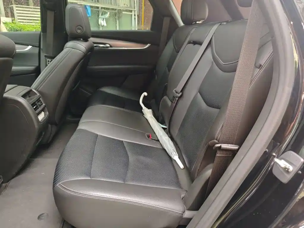 Cadillac XT5 2020 — фото 15