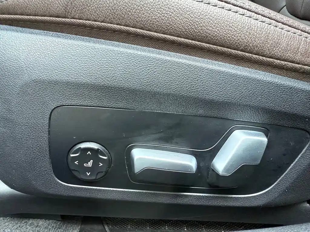 BMW 3 Series 2021 — фото 13