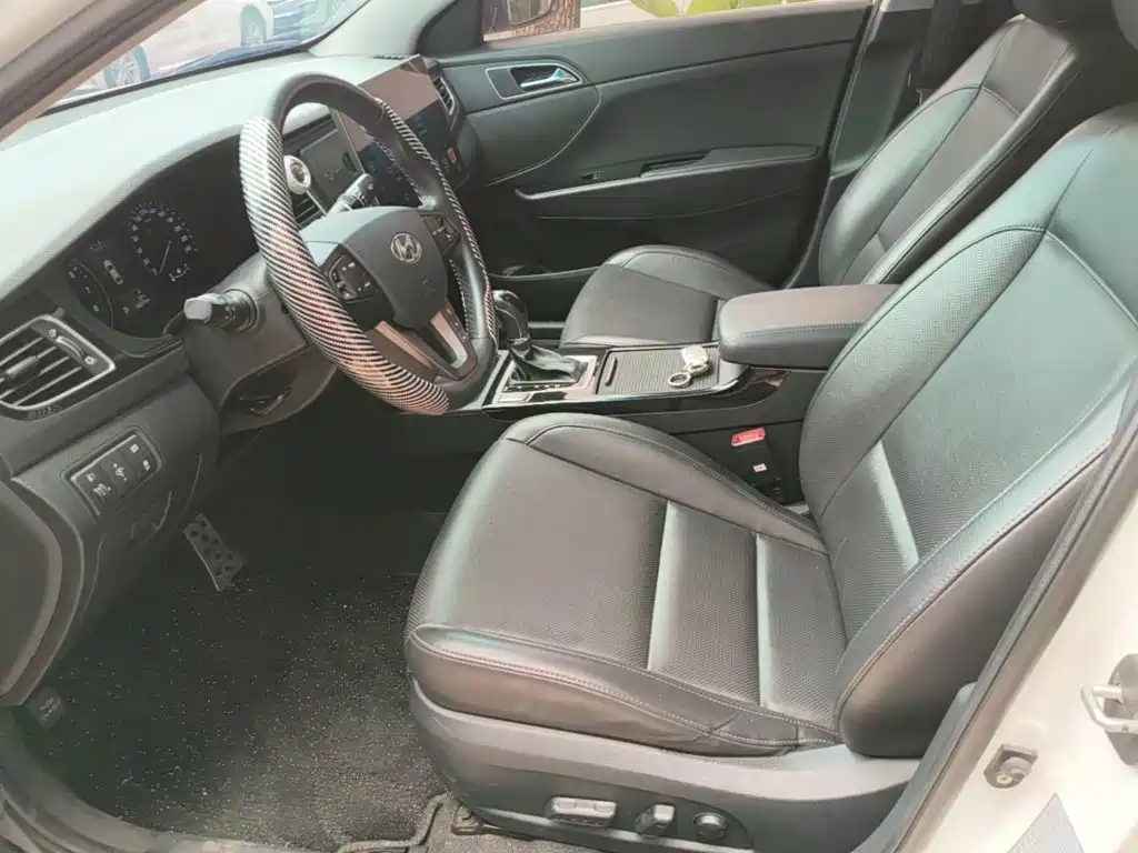 Hyundai Mistra 2014 — фото 15