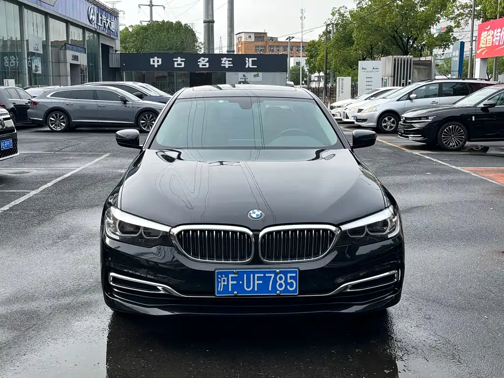 BMW 5 Series 2019