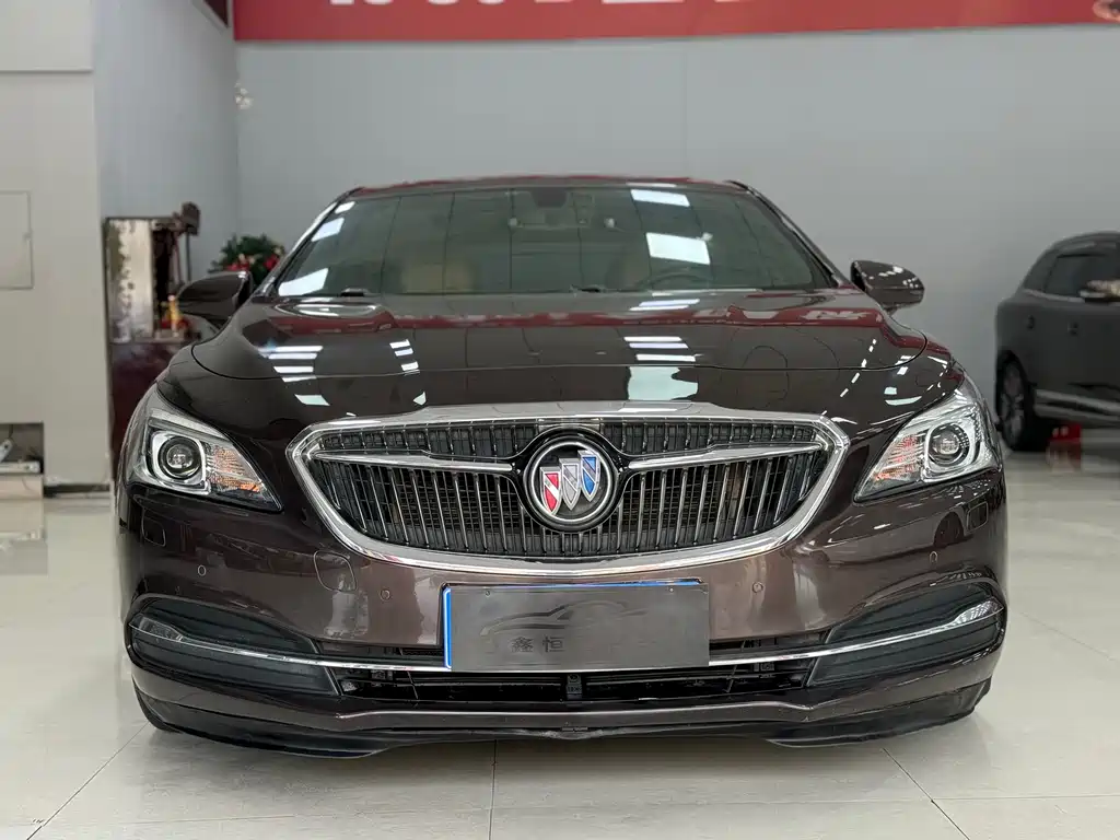 Buick LaCrosse 2017 — фото 2