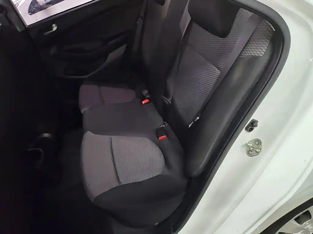 Hyundai Accent 2019 — фото 17