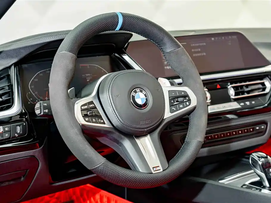 BMW Z4 2021 — фото 17