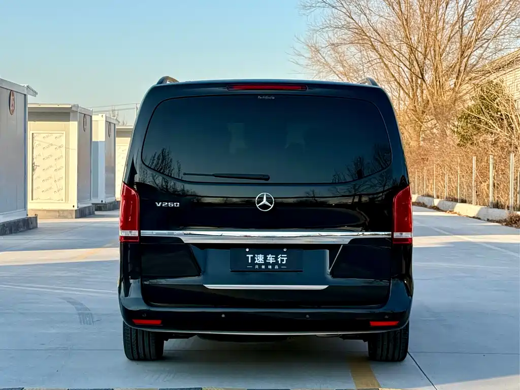 Mercedes-Benz V-Class 2016 — фото 6