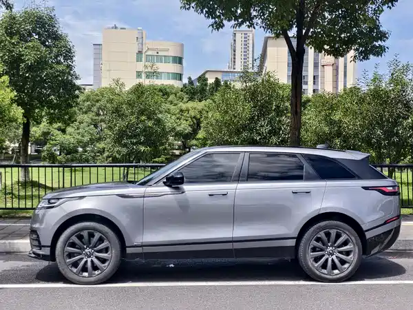 Land Rover Range Rover Velar 2020