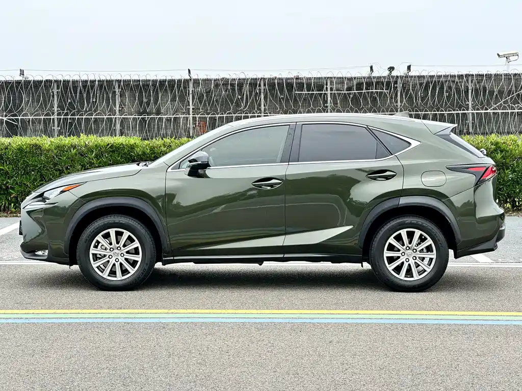 Lexus NX 2017
