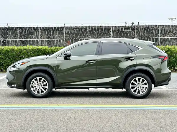 Lexus NX 2017