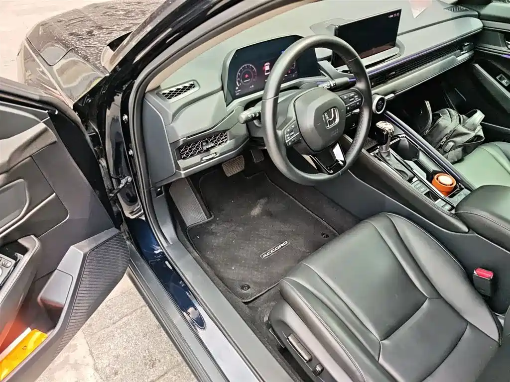 Honda Accord 2024 — фото 12