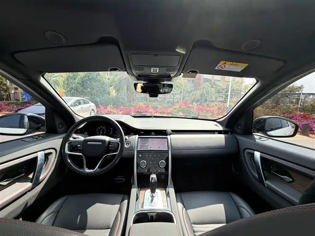 Land Rover Discovery Sport 2022 — фото 13