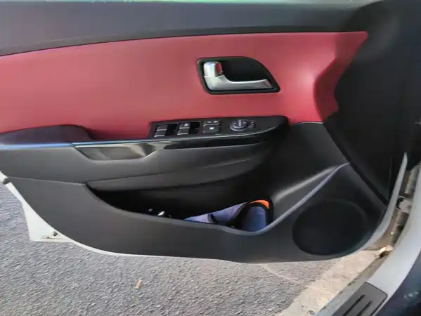 Kia K2 2016
