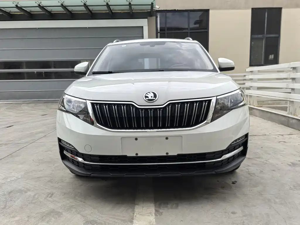 Skoda Kamiq 2023 — фото 2