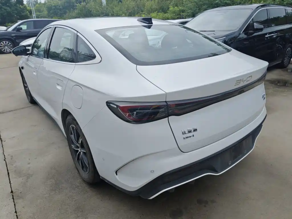 BYD Seal 06 2025