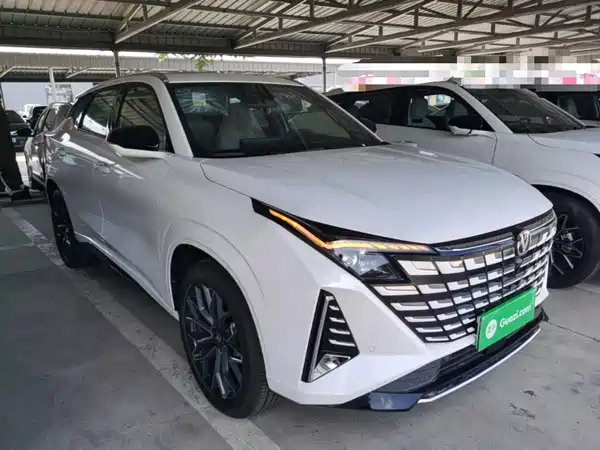 Changan UNI-Z New Energy 2025