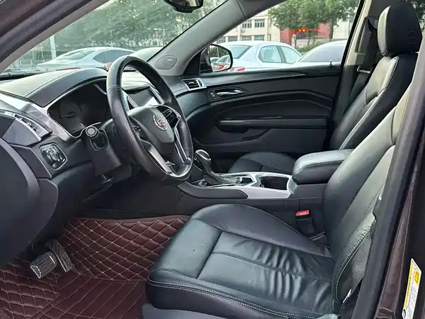 Cadillac SRX 2014