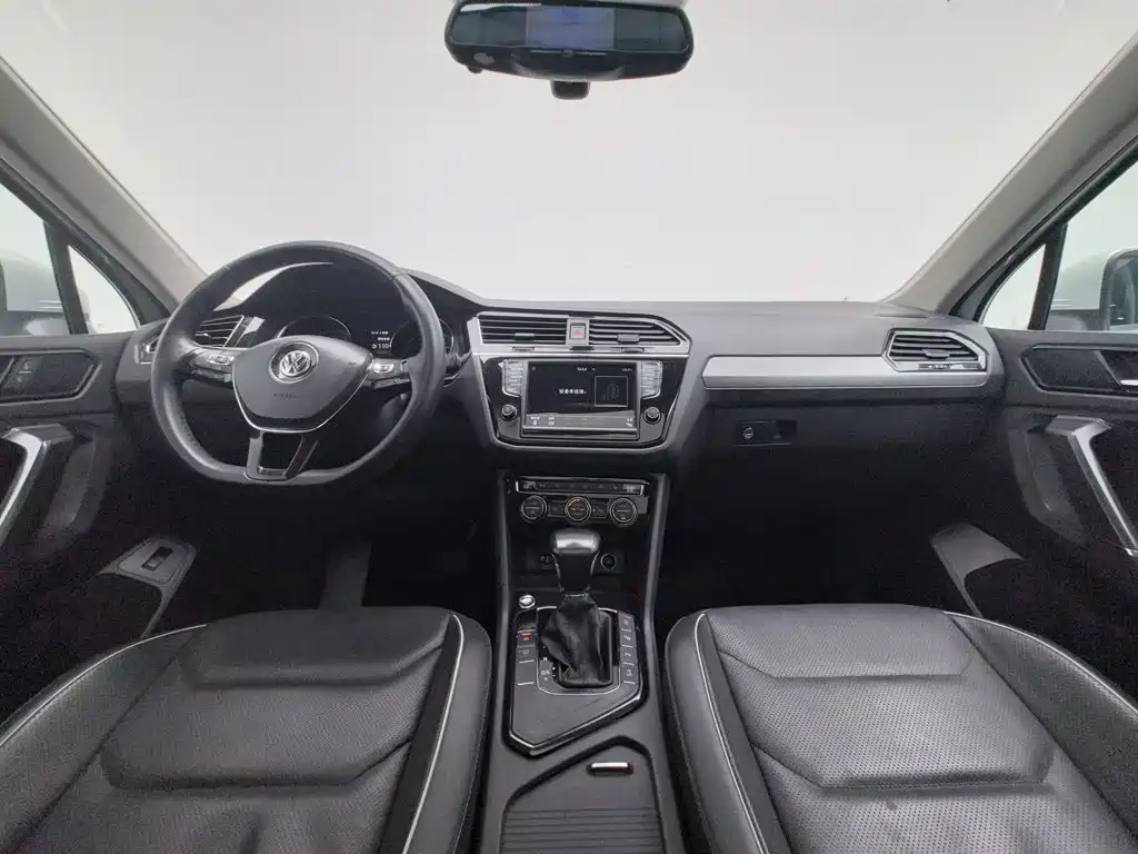 Volkswagen Tiguan L 2017