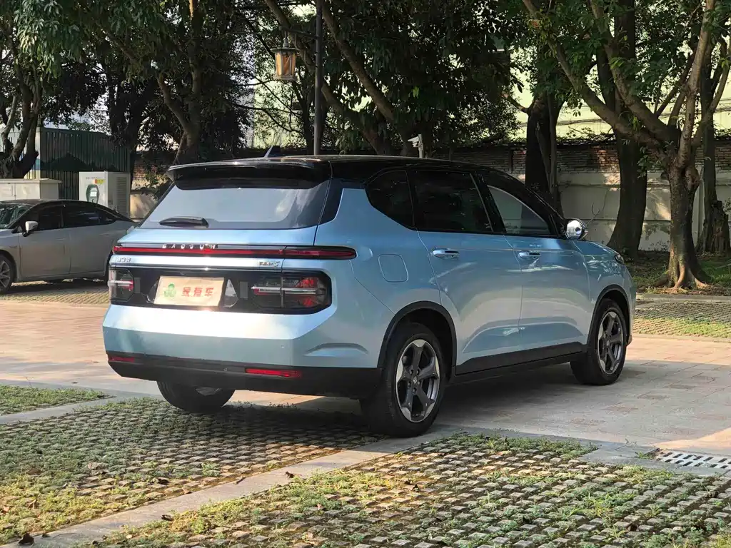 Baojun RM-5 2020 — фото 15