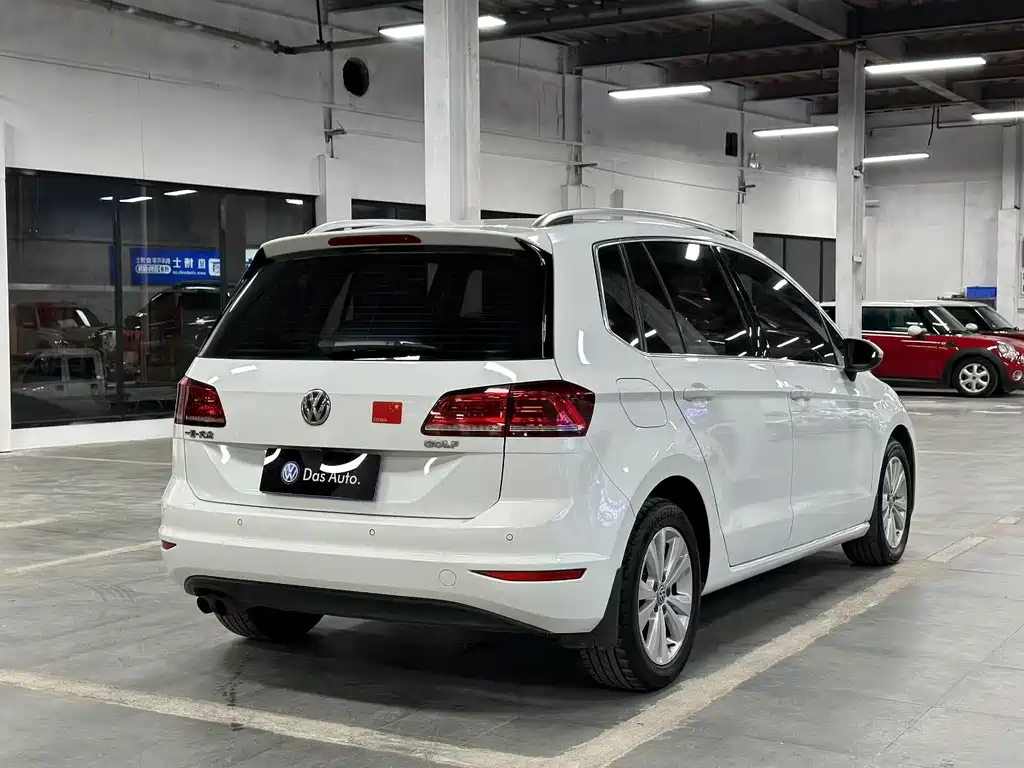 Volkswagen Golf Sportsvan 2017 — фото 8