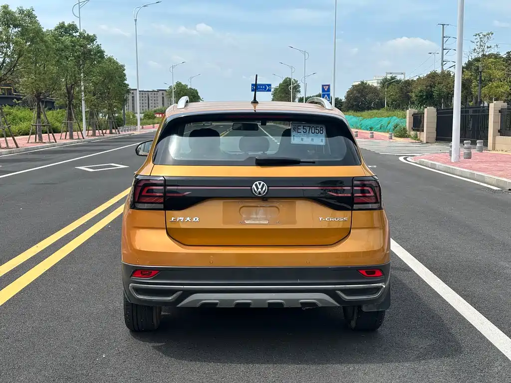 Volkswagen T-Cross 2020 — фото 8