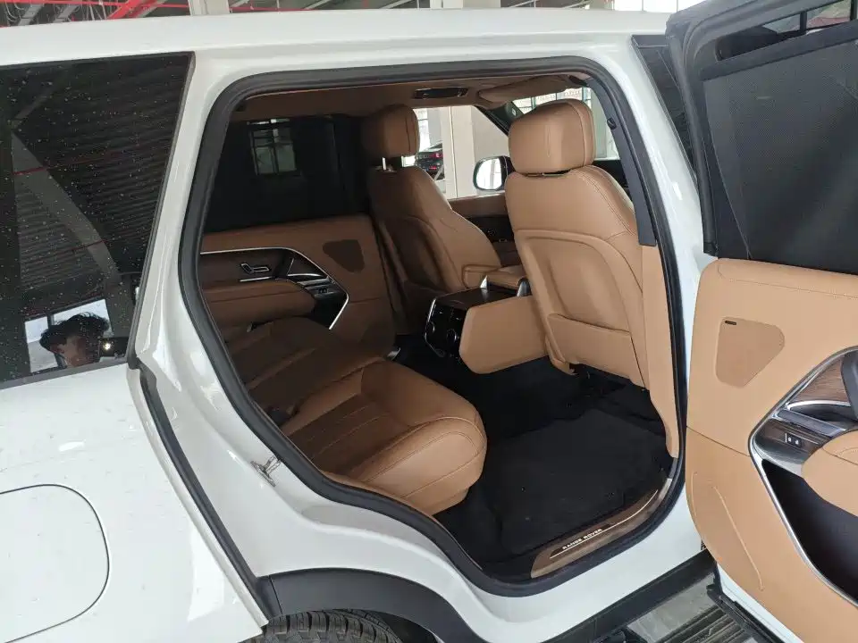 Land Rover Range Rover 2025