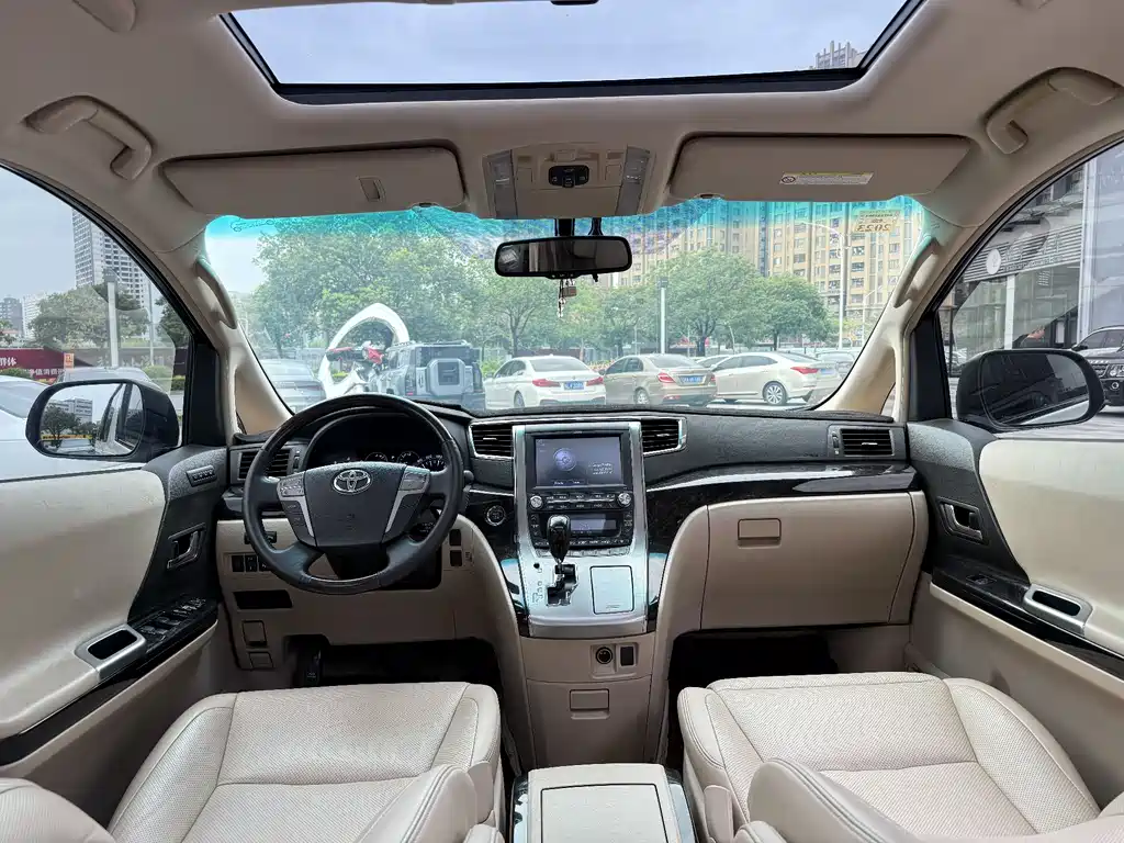 Toyota Alphard 2015 — фото 9