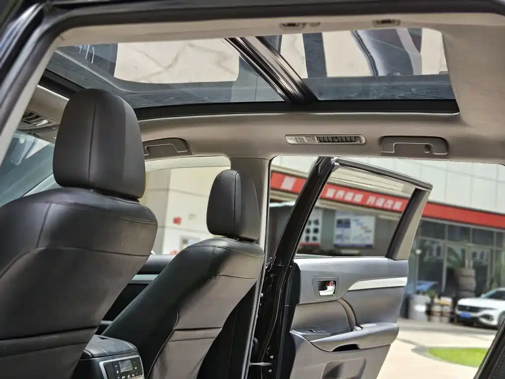 Toyota Highlander 2015 — фото 20