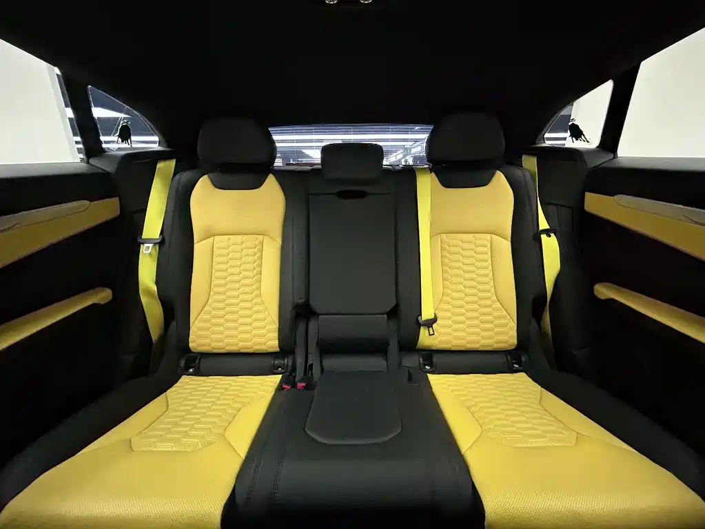 Lamborghini Urus 2019 — фото 19