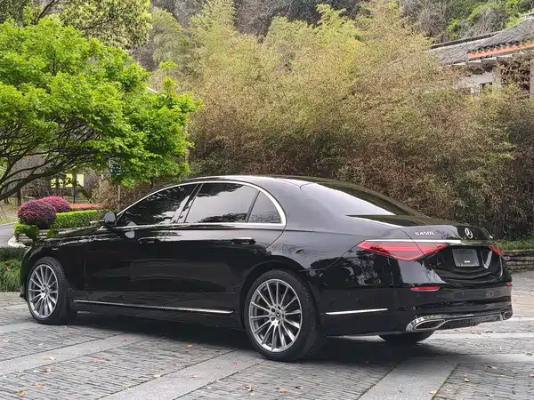Mercedes-Benz S-Class 2023