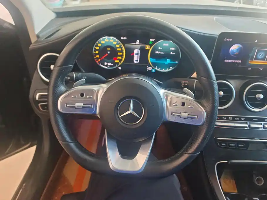 Mercedes-Benz C-Class 2020 — фото 15