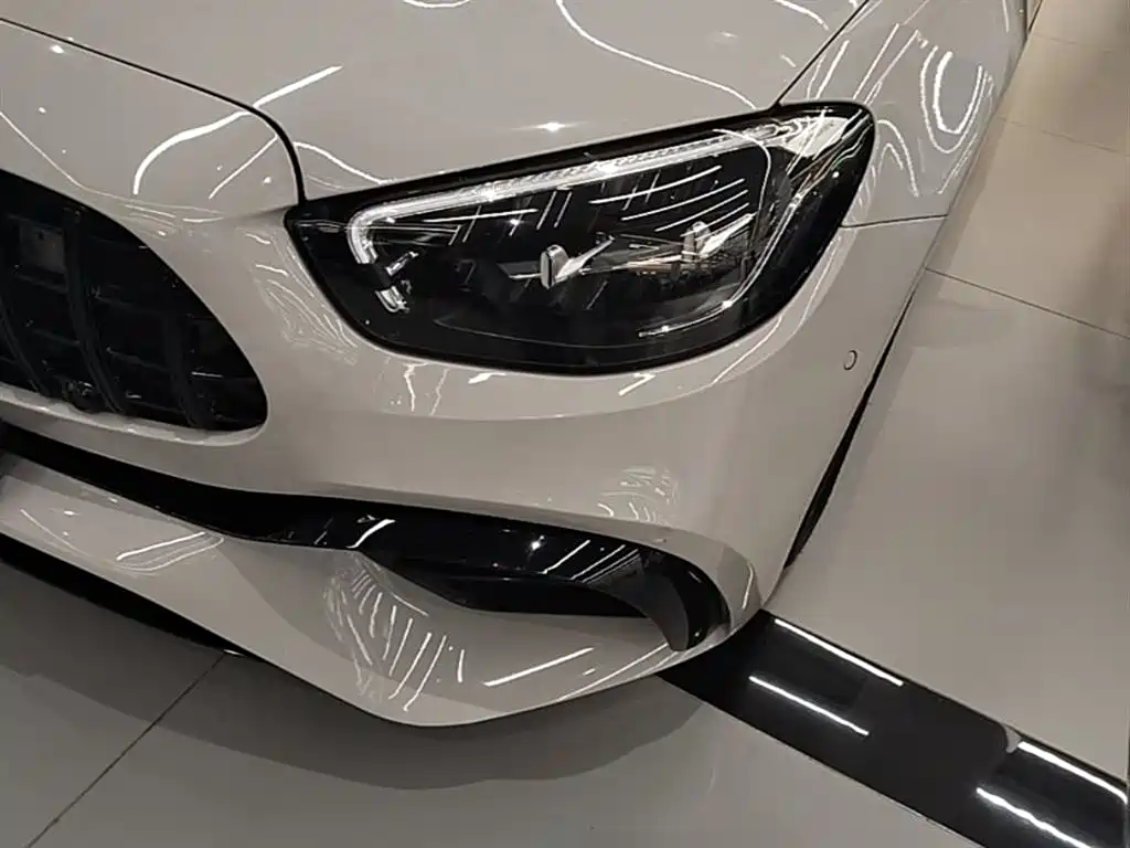 Mercedes-Benz E-Class 2020 — фото 24