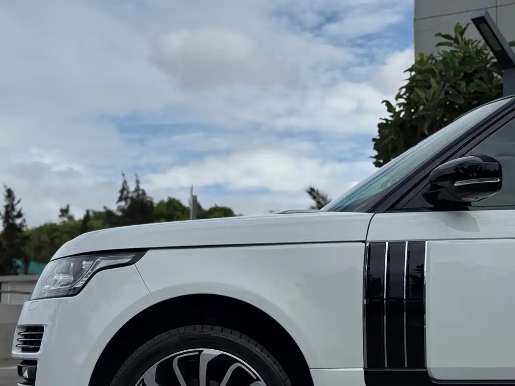 Land Rover Range Rover 2018 — фото 16