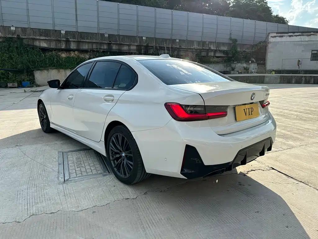 BMW 3 Series 2023