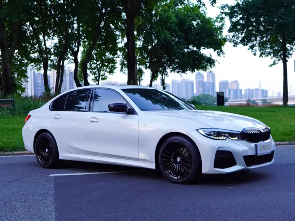 BMW 3 Series 2020