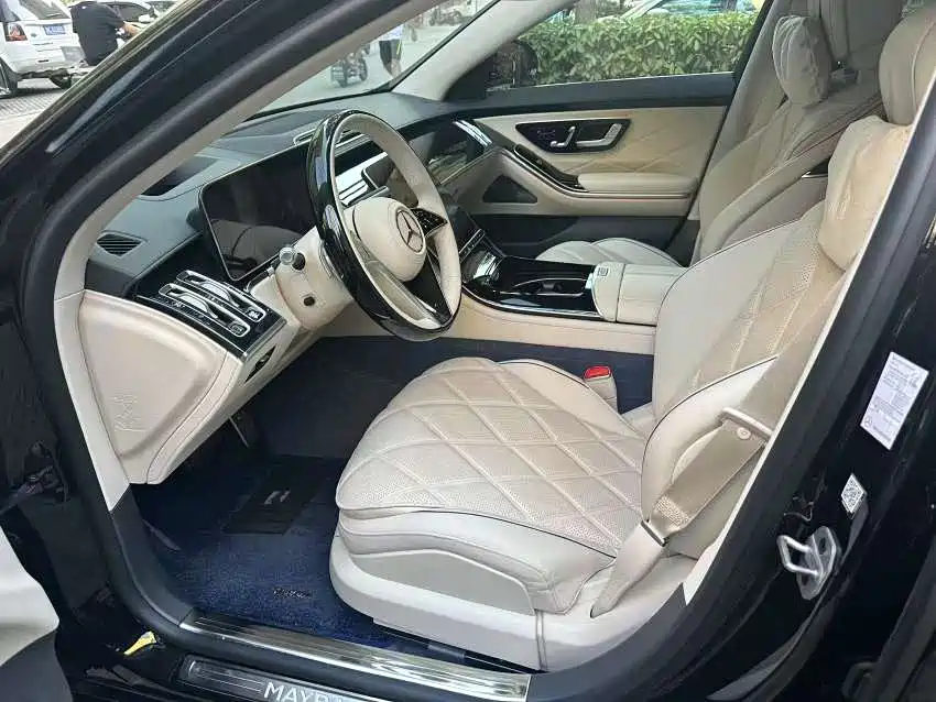 Mercedes-Benz S-Class 2024