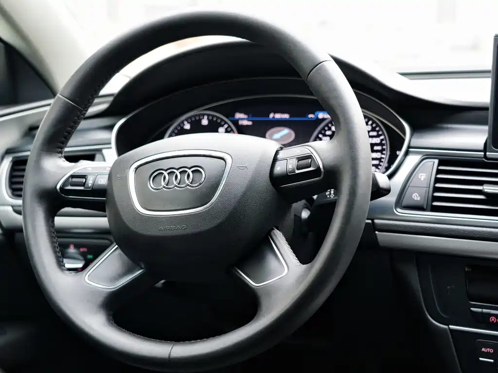 Audi A7 2013 — фото 12