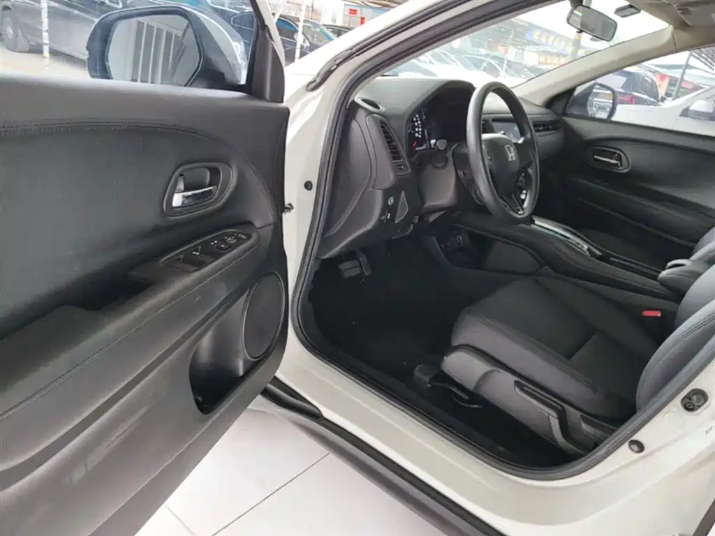 Honda Vezel 2019 — фото 16
