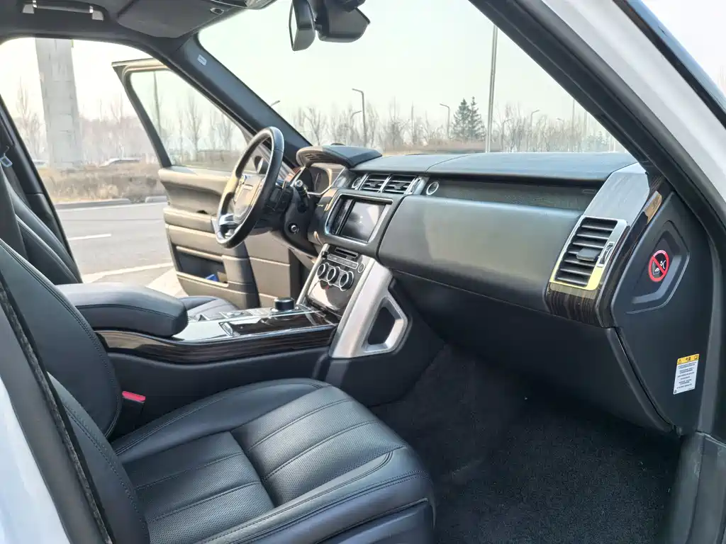 Land Rover Range Rover 2015 — фото 14