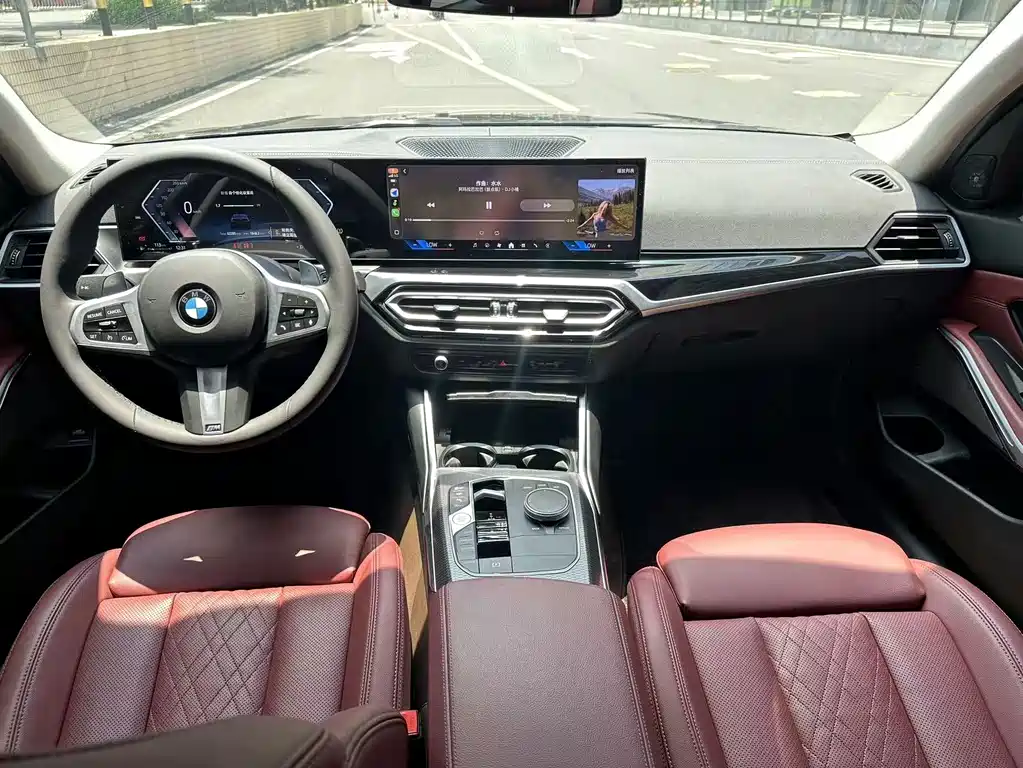 BMW 3 Series 2024