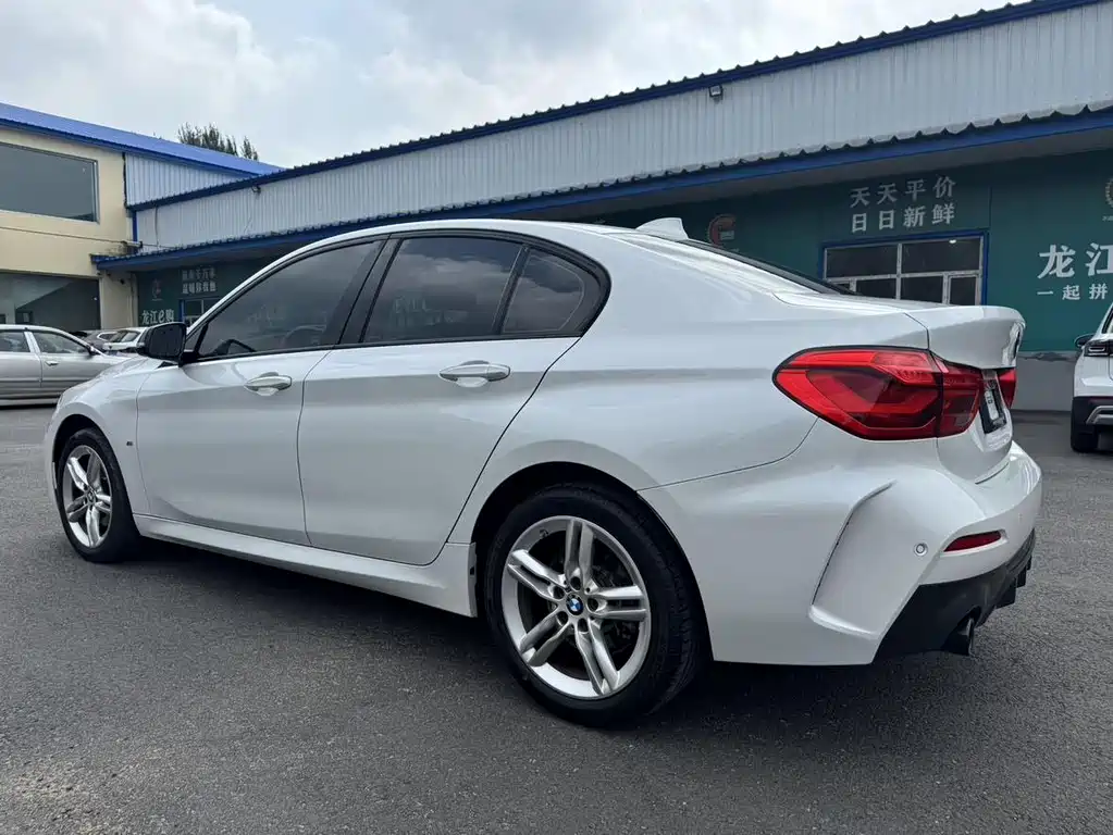 BMW 1 Series 2022