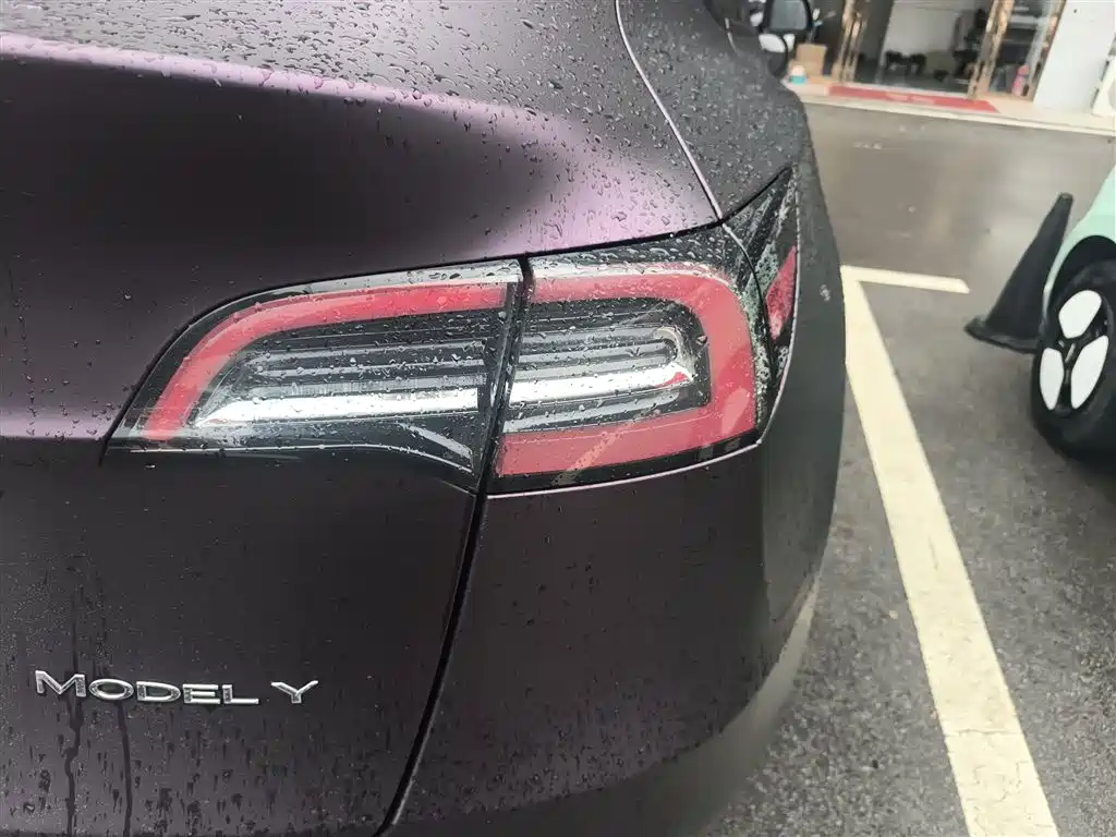 Tesla Model Y 2022 — фото 24