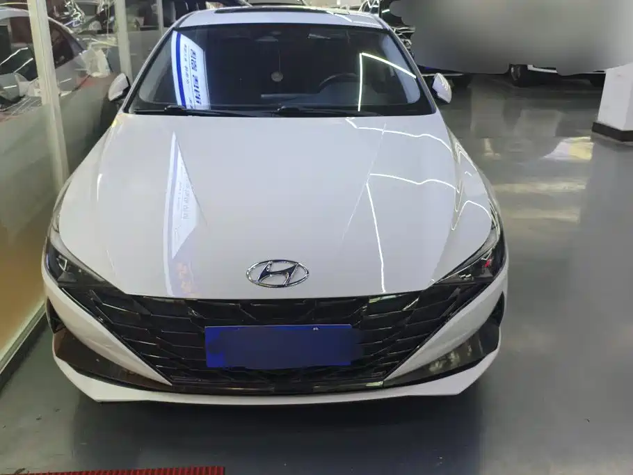 Hyundai Elantra 2020