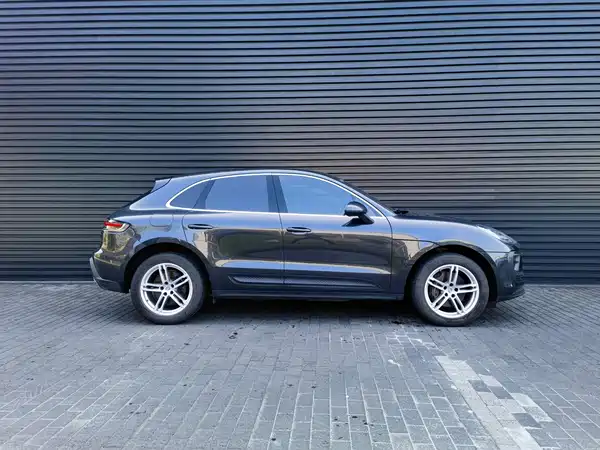 Porsche Macan 2023