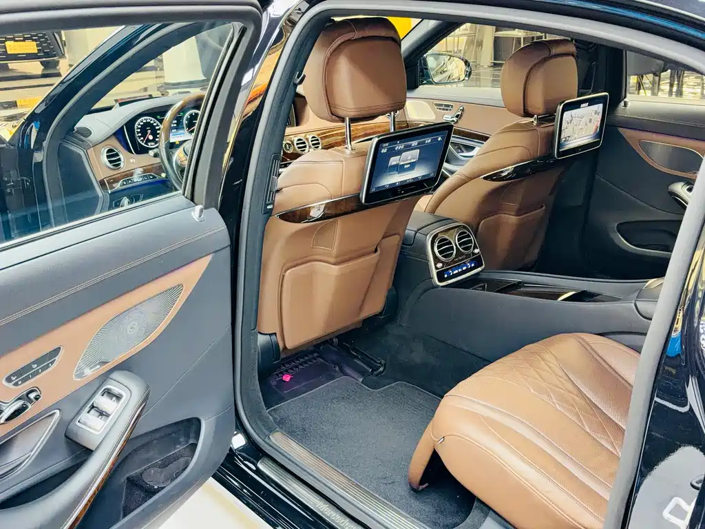 Mercedes-Benz Maybach S-Class 2016